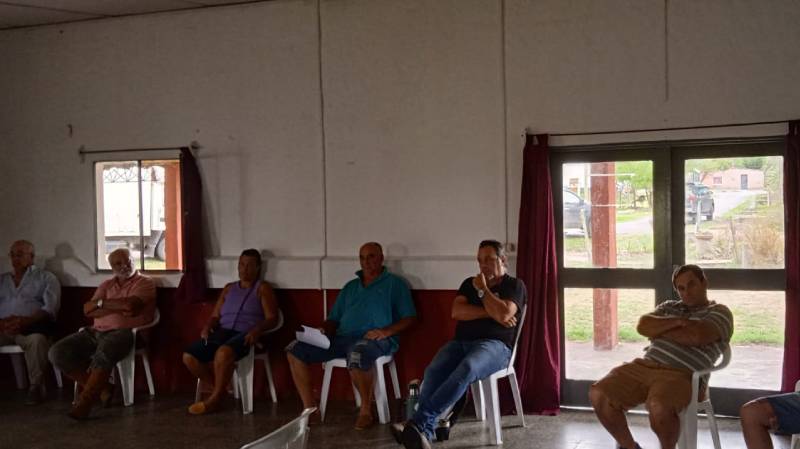 02.03.2023 Se realizó una jornada sobre las medidas existentes frente a la emergencia agropecuaria en Pirarajá 