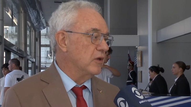 Yamandú Orsi liderará misión a China con una delegación empresarial récord de más de 60 integrantes