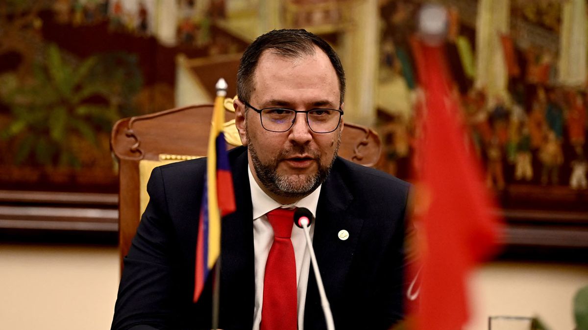 Canciller venezolano replica a Orsi: «Sin autoridad sobre la política de Venezuela»