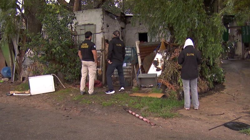 "Cadena de errores" y "mala tipificación del delito": diputados recibieron a Valverde por el caso de Jonathan Correa